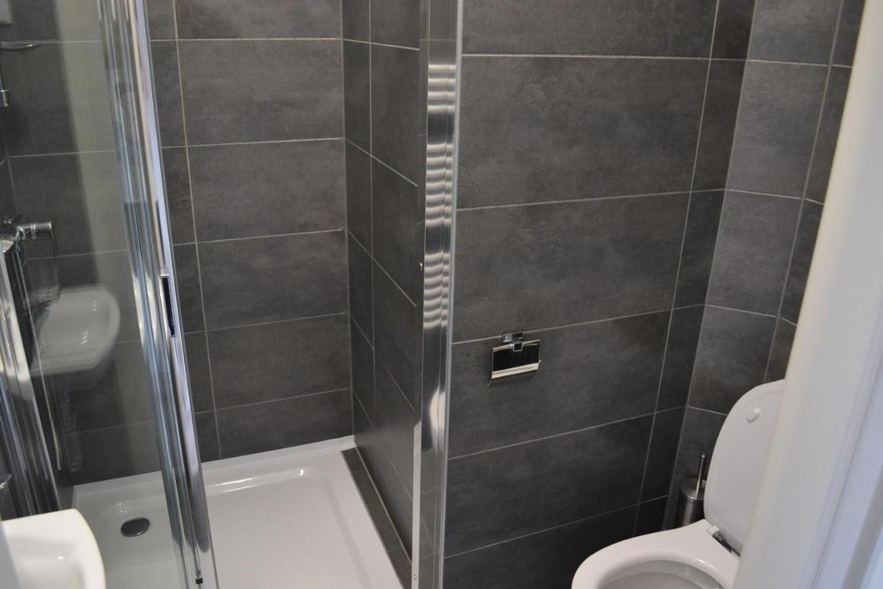 Fonix Design Rooms Debrecen Exteriör bild