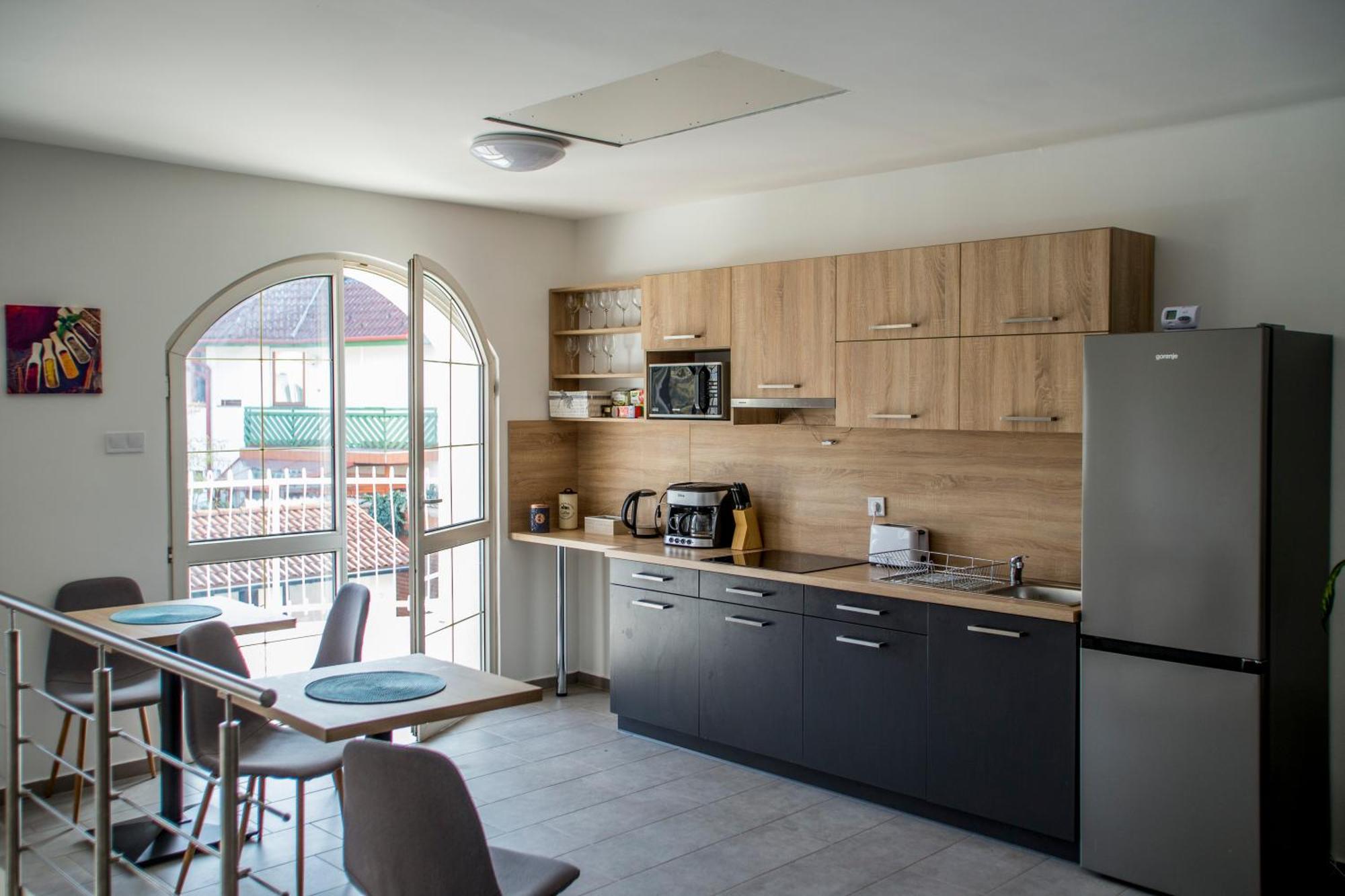 Fonix Design Rooms Debrecen Exteriör bild